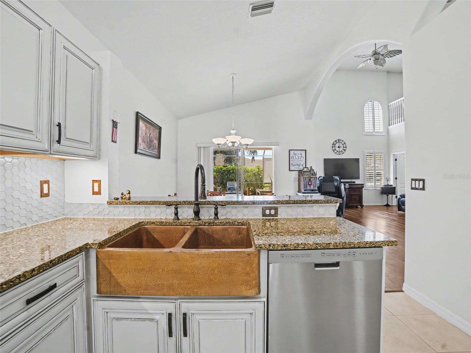 Image 9 of 46 For 8222 Haven Harbour Way