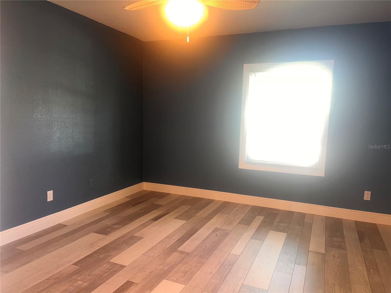 Image 18 of 59 For 5075 Starfish Drive Se B