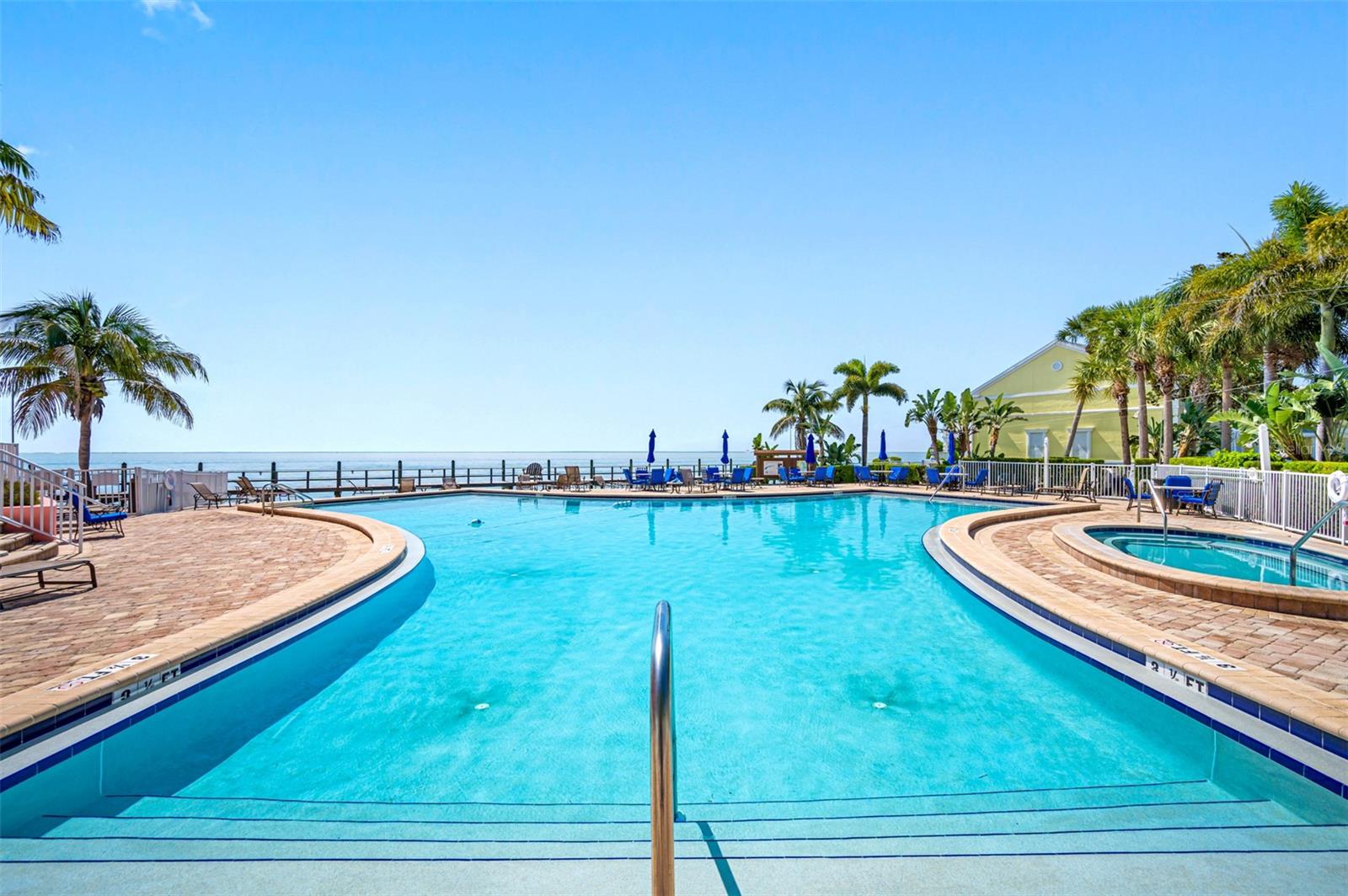 Image 43 of 59 For 5075 Starfish Drive Se B