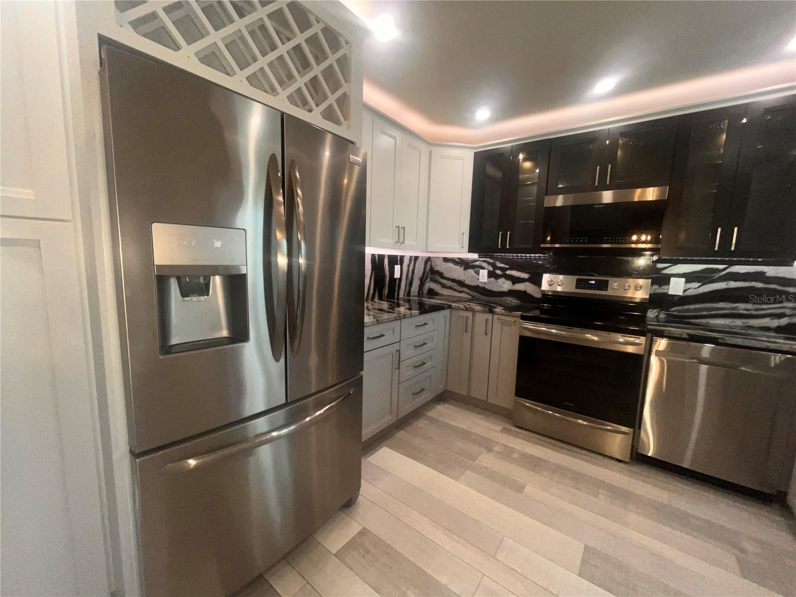 Image 6 of 59 For 5075 Starfish Drive Se B