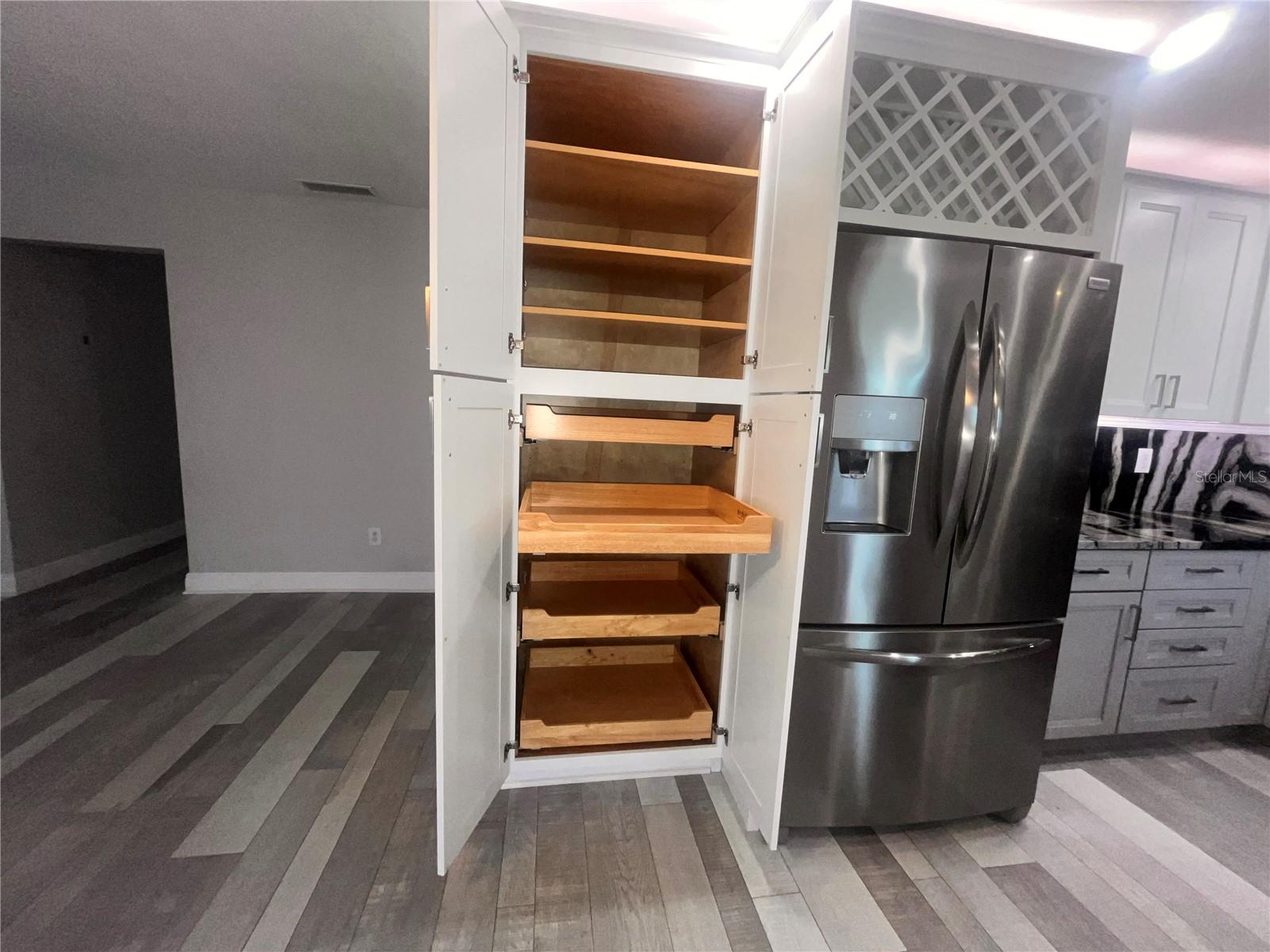 Image 8 of 59 For 5075 Starfish Drive Se B