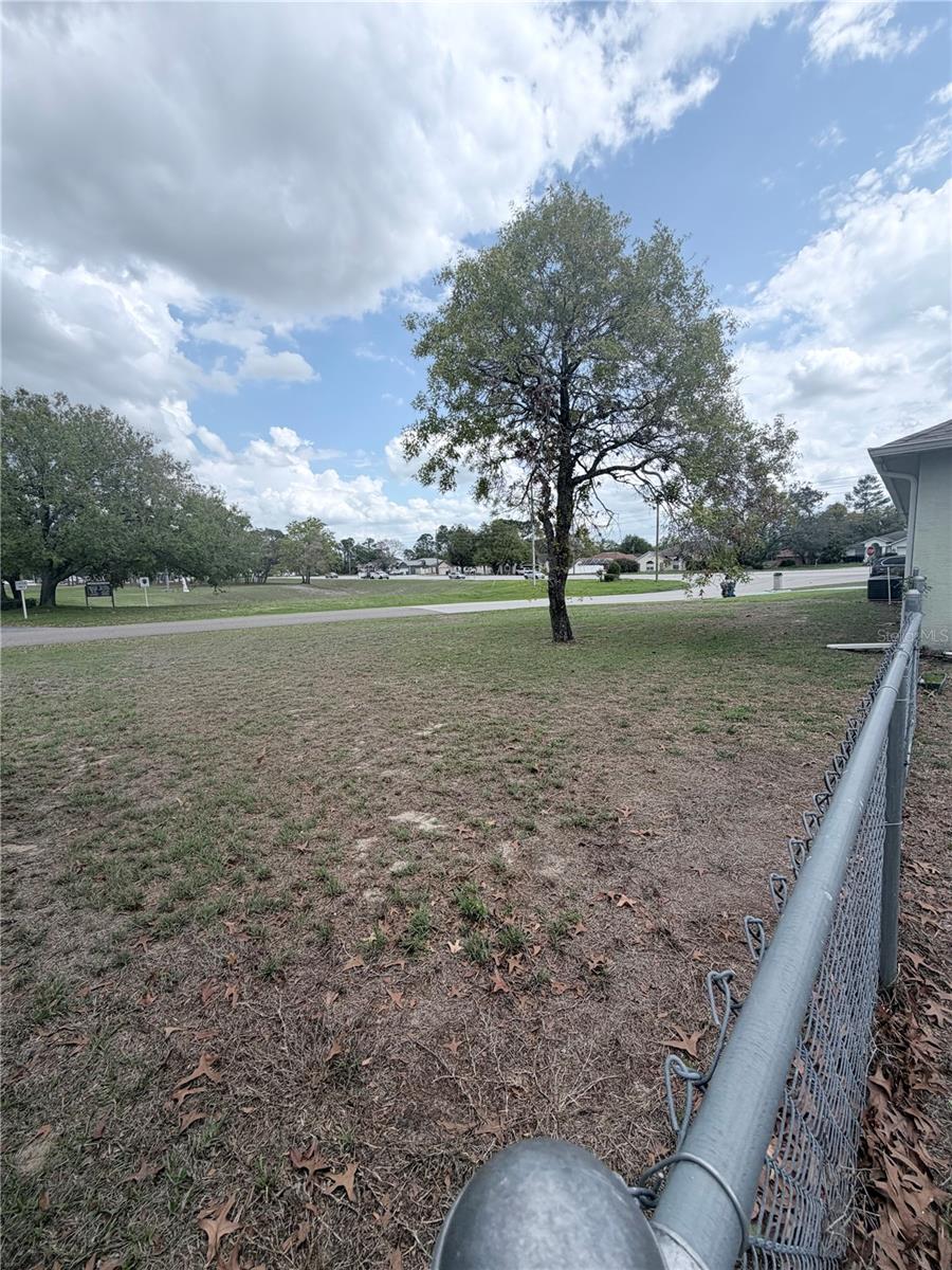 Image 11 of 42 For 13476 Little Farms Drive