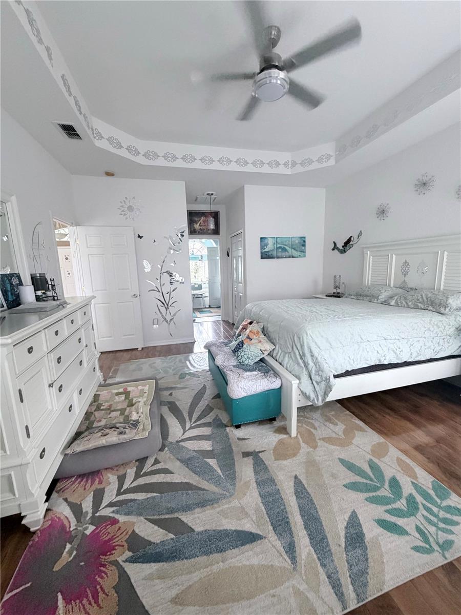 Image 17 of 42 For 13476 Little Farms Drive