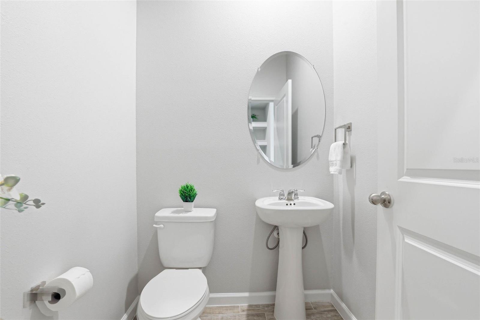 Image 21 of 82 For 4220 Cloud Hopper Way