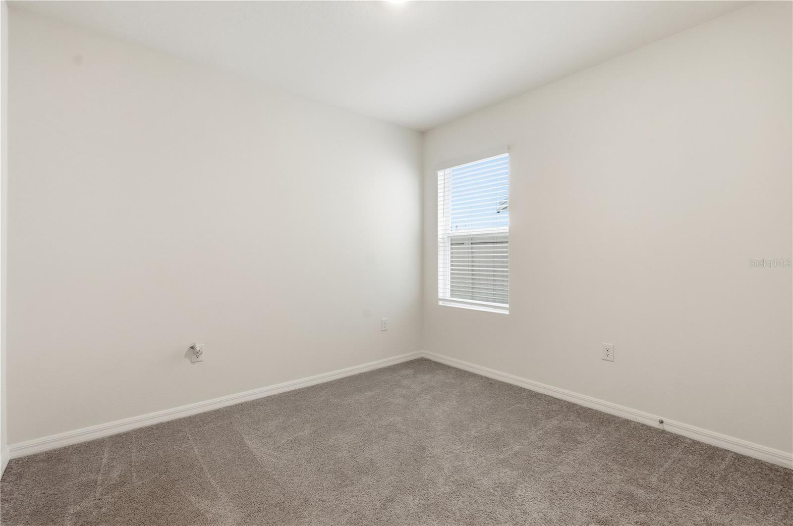 Image 17 of 54 For 33922 Jasper Stone Drive