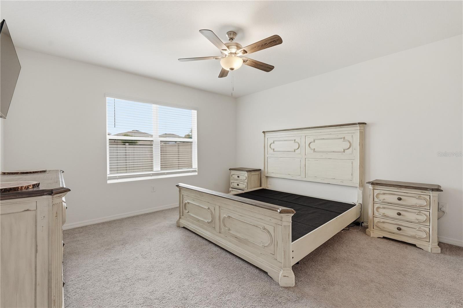 Image 6 of 54 For 33922 Jasper Stone Drive