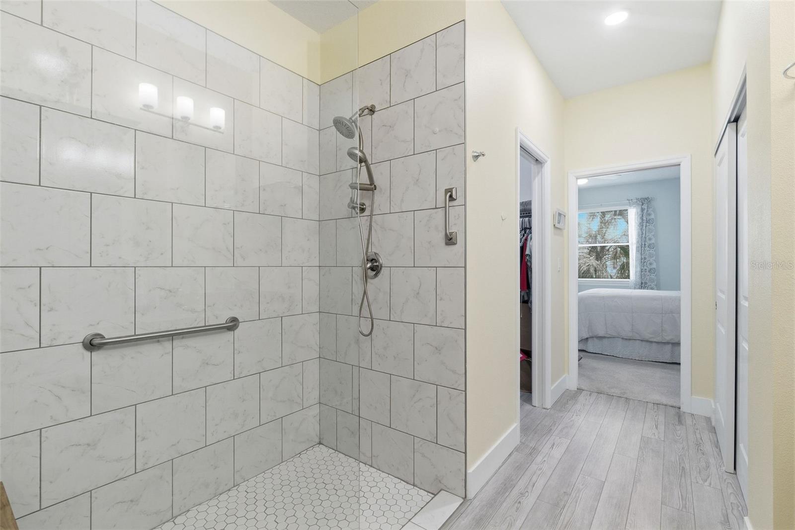 Image 15 of 30 For 132 51st Street Circle E