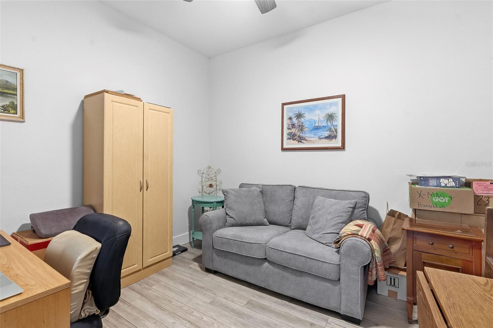 Image 21 of 30 For 132 51st Street Circle E