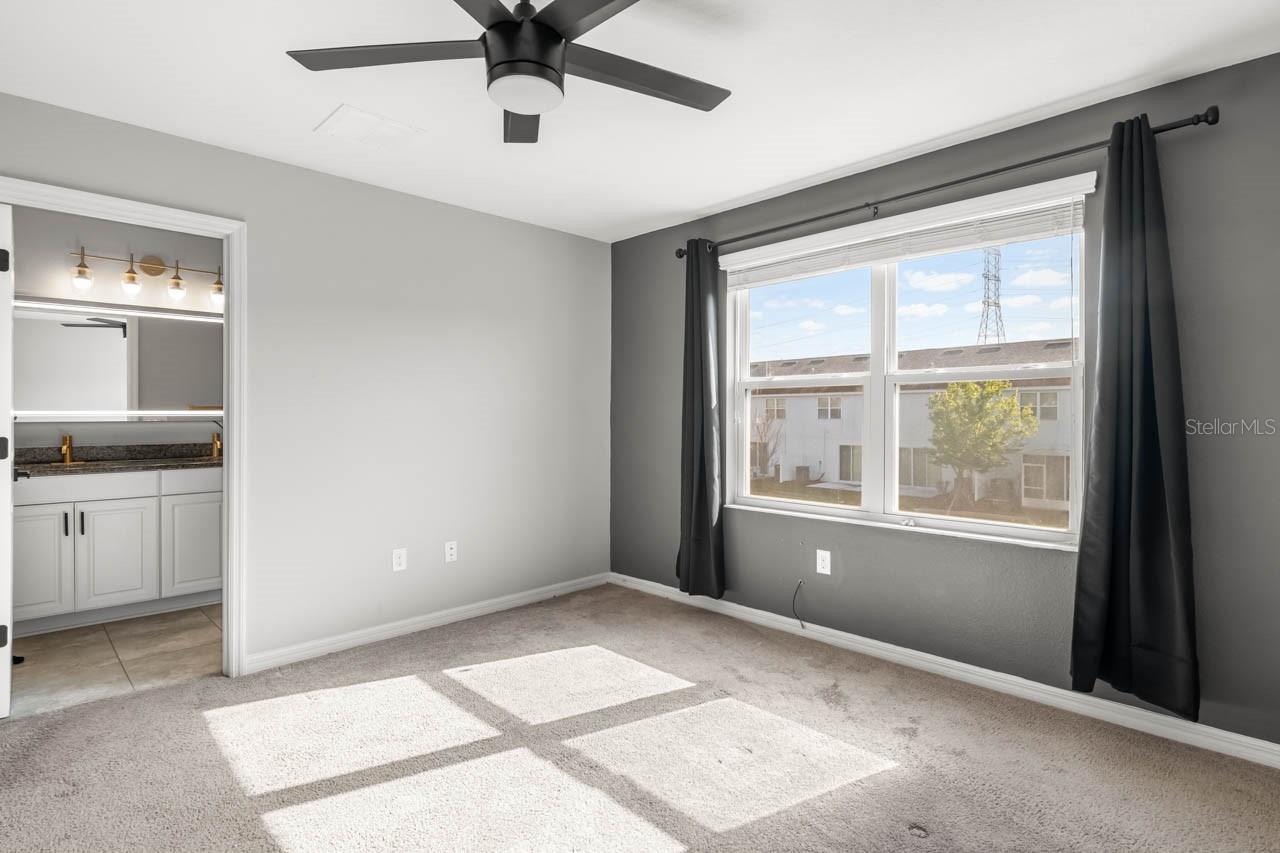 Image 17 of 26 For 7052 Summer Holly Place