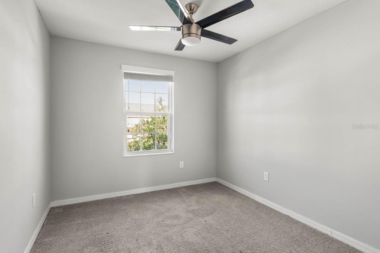 Image 22 of 26 For 7052 Summer Holly Place