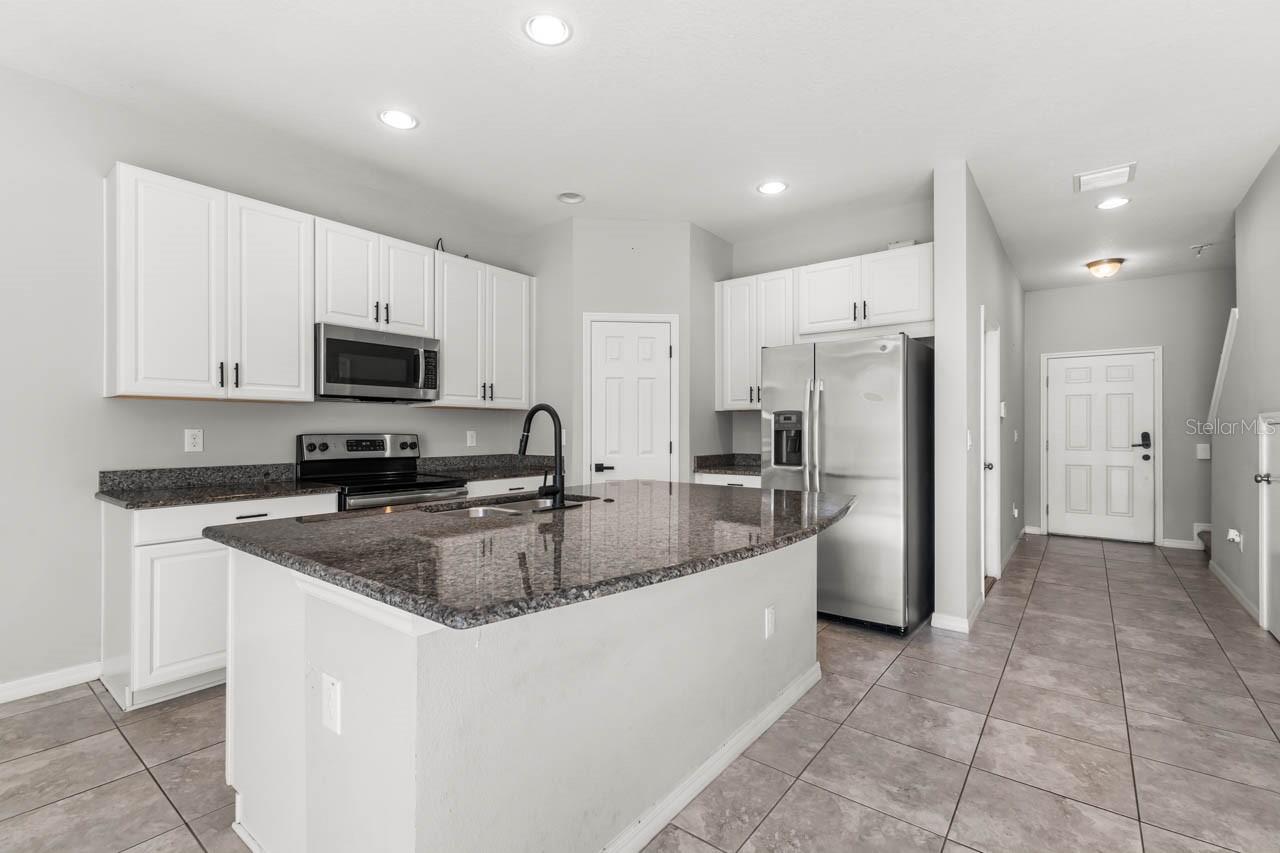 Image 8 of 26 For 7052 Summer Holly Place