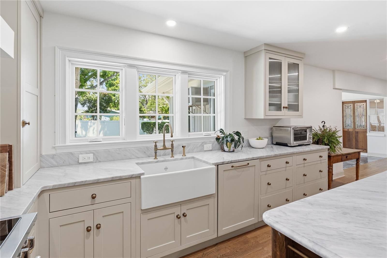 Image 12 of 36 For 1884 Oakdale Lane N