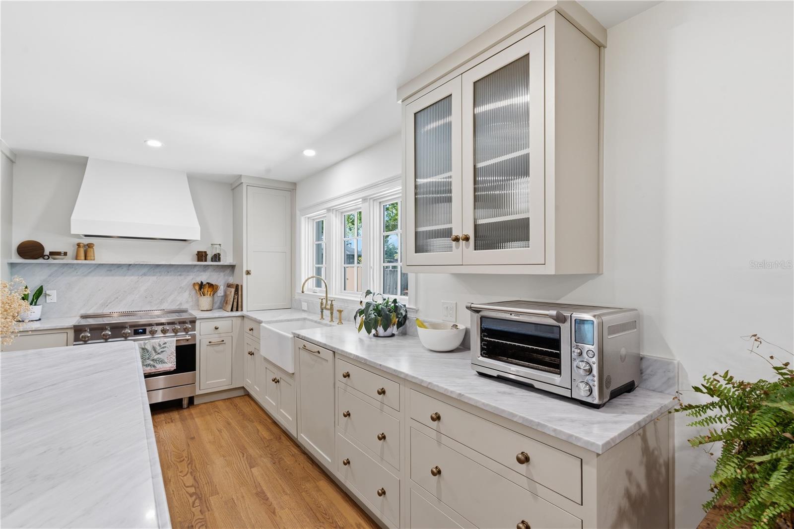 Image 13 of 36 For 1884 Oakdale Lane N