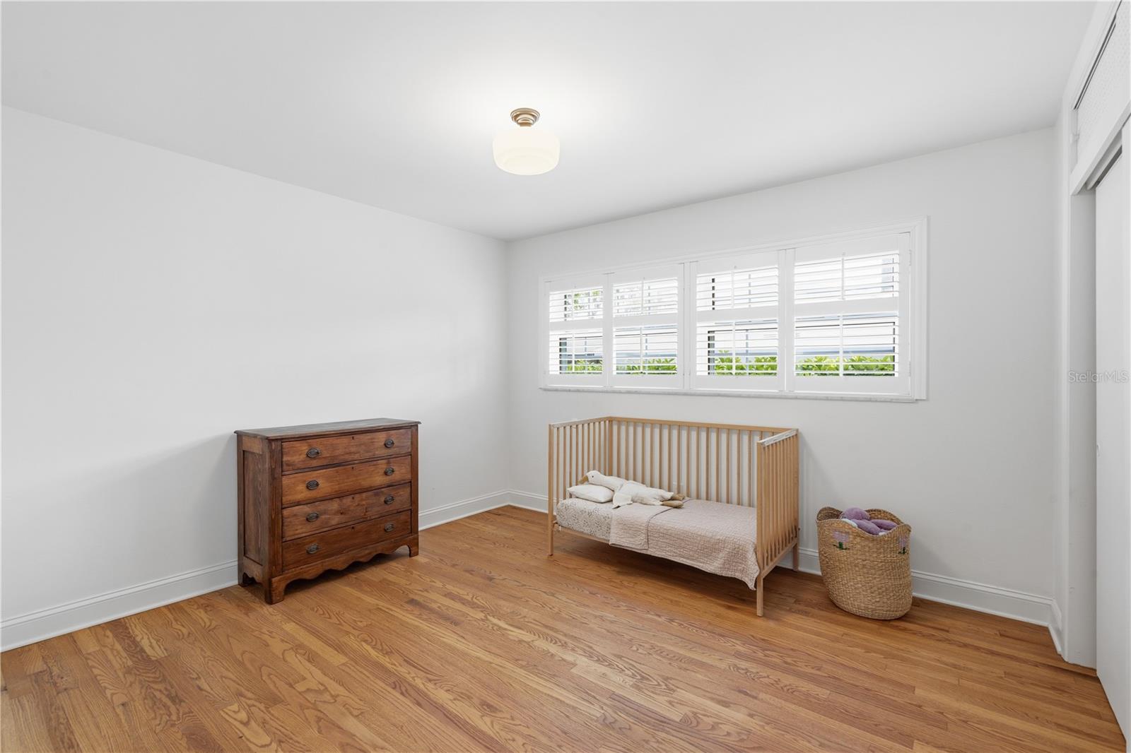 Image 25 of 36 For 1884 Oakdale Lane N