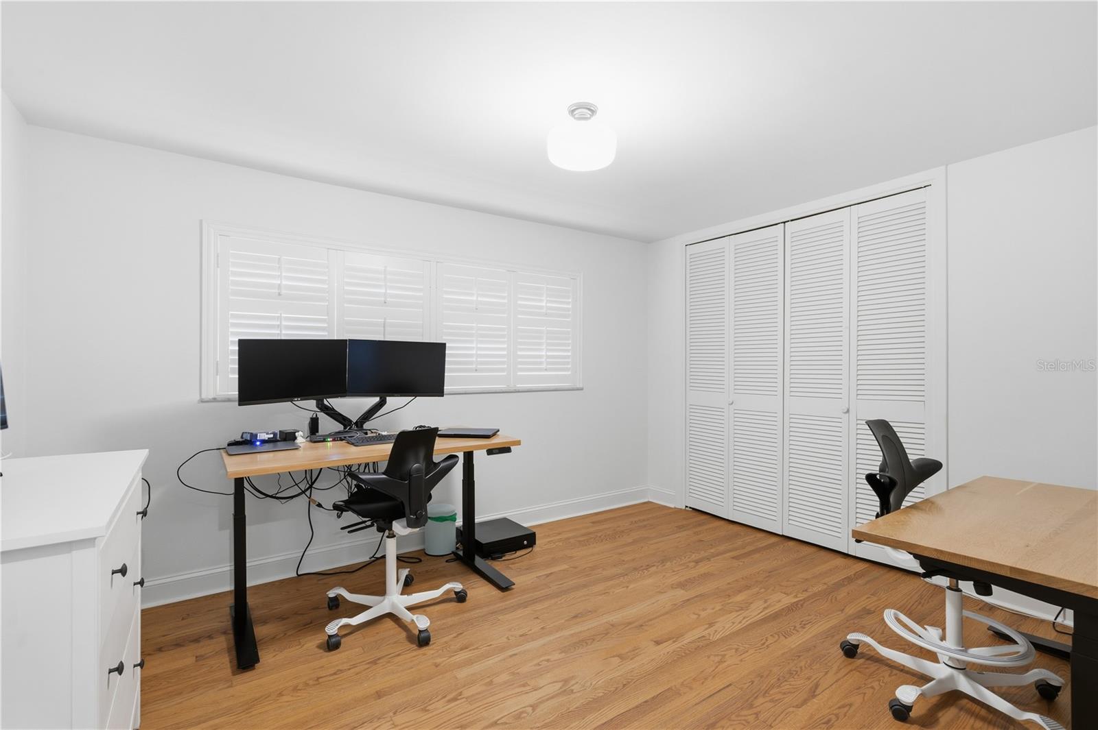 Image 28 of 36 For 1884 Oakdale Lane N