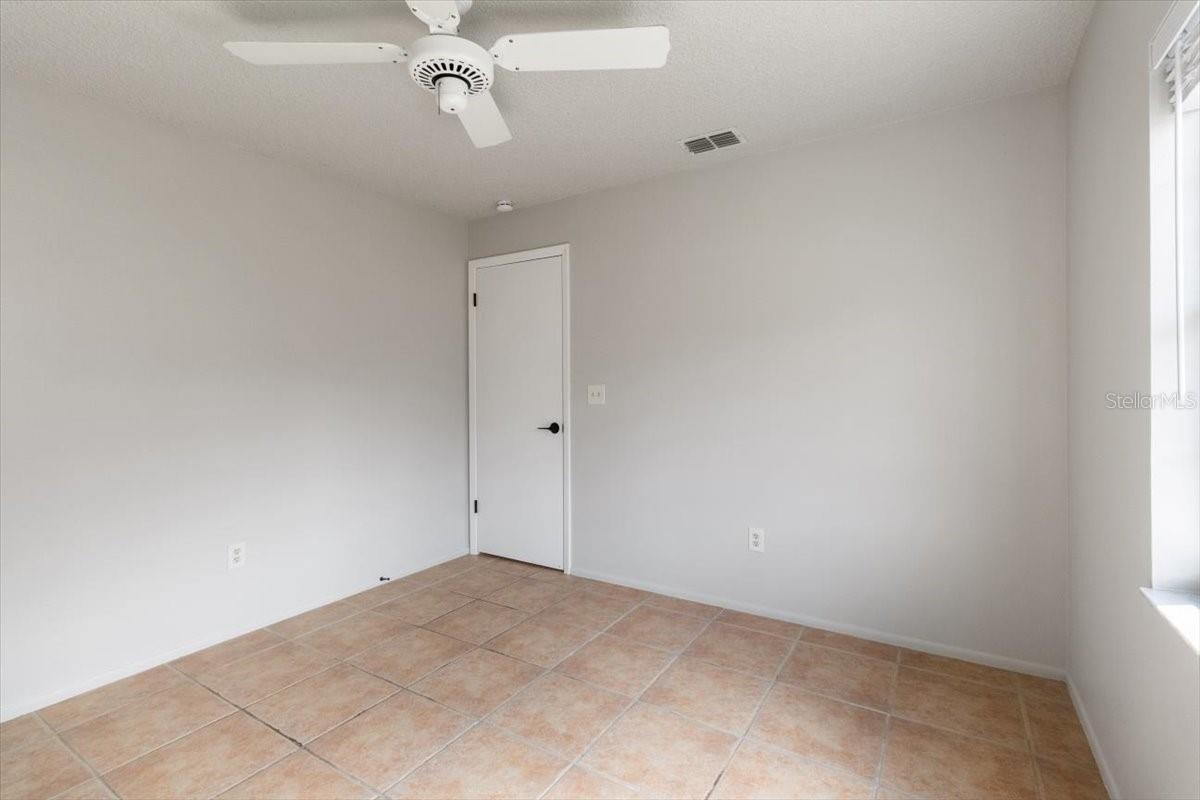 Image 16 of 31 For 14003 Basin Street