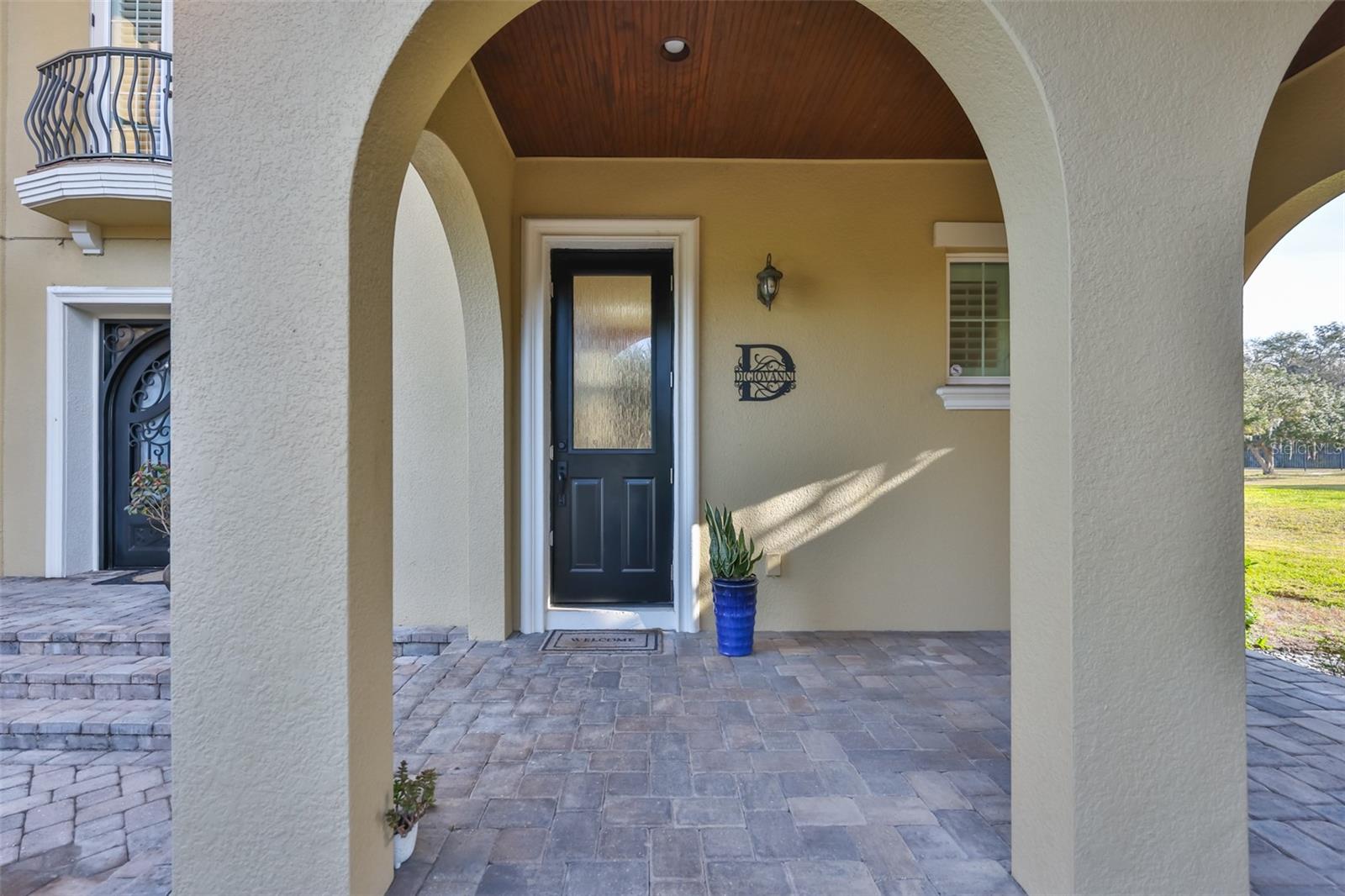 Image 17 of 54 For 10517 Tarpon Springs Road