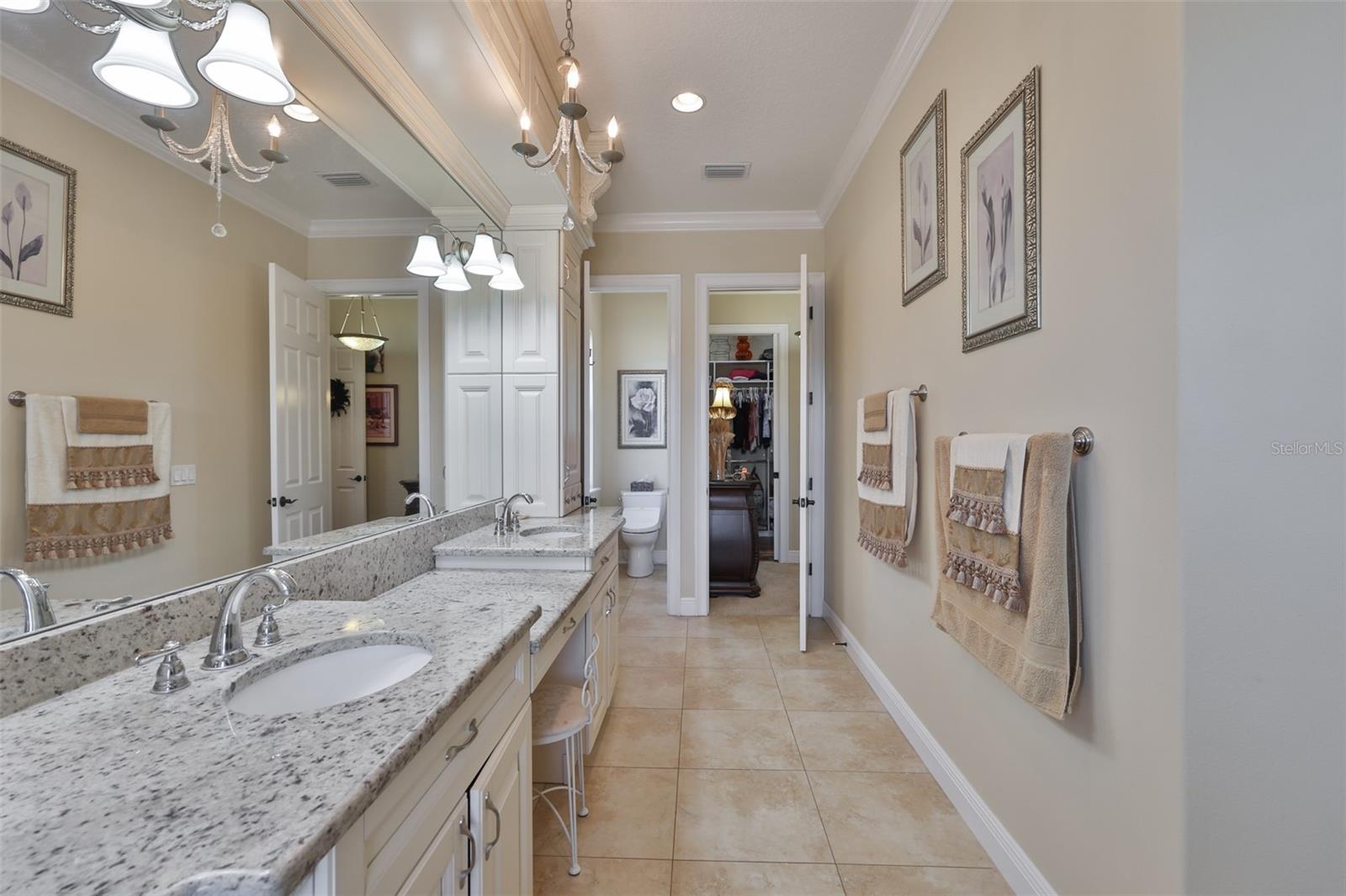 Image 35 of 54 For 10517 Tarpon Springs Road