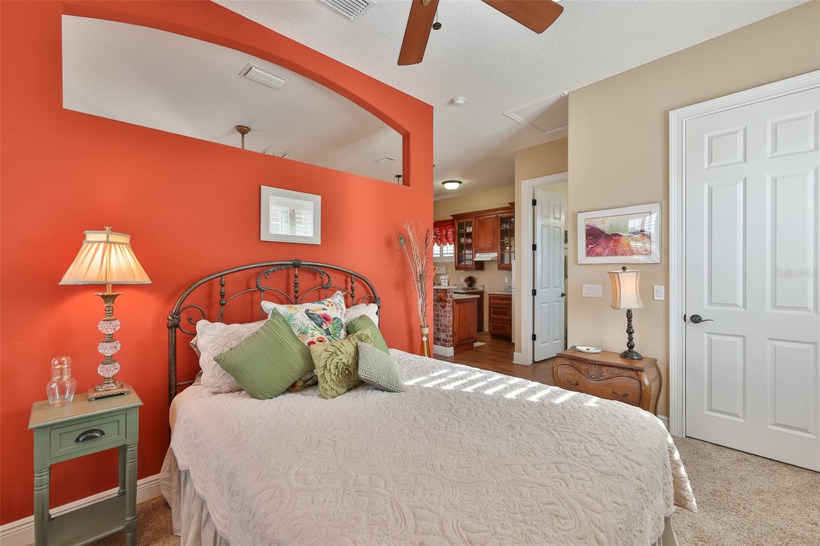 Image 49 of 54 For 10517 Tarpon Springs Road