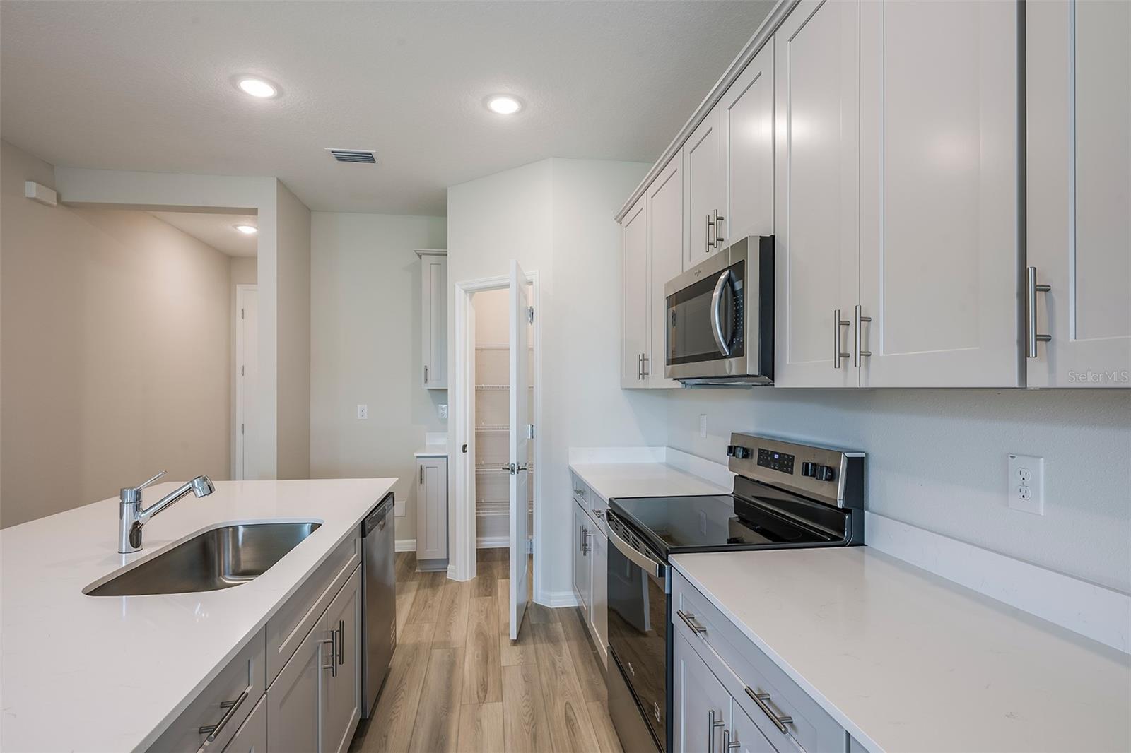 Image 5 of 26 For 6158 Sw 96th Place