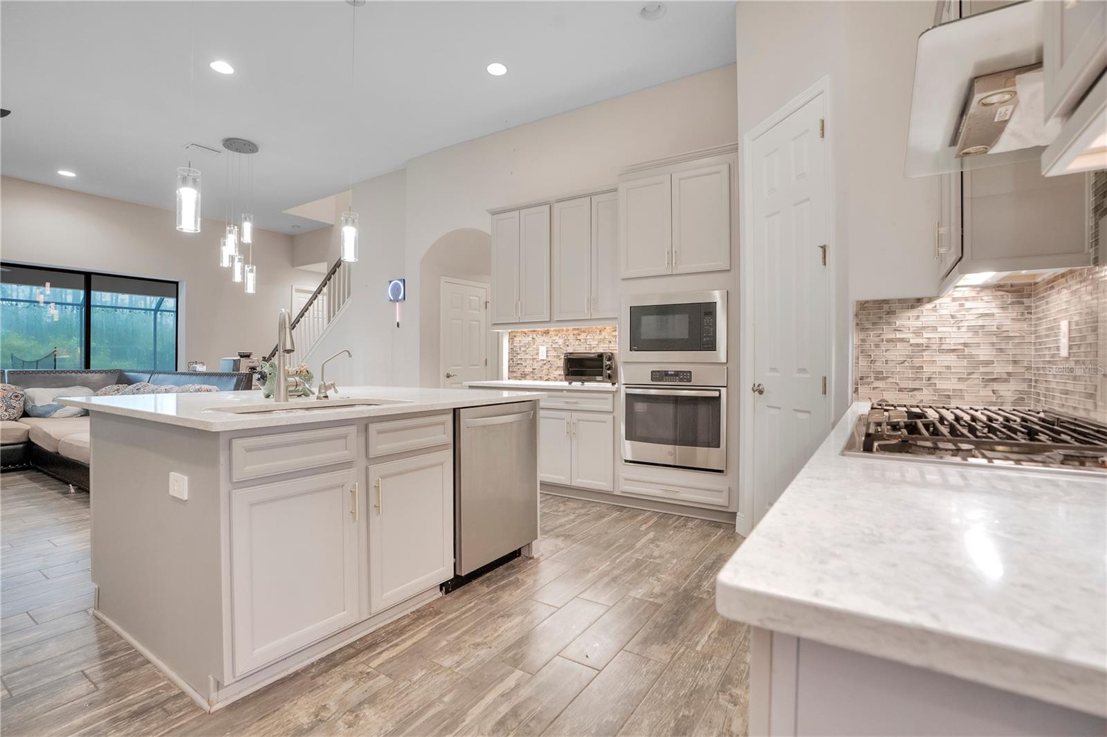 Image 13 of 57 For 21914 Butterfly Kiss Drive