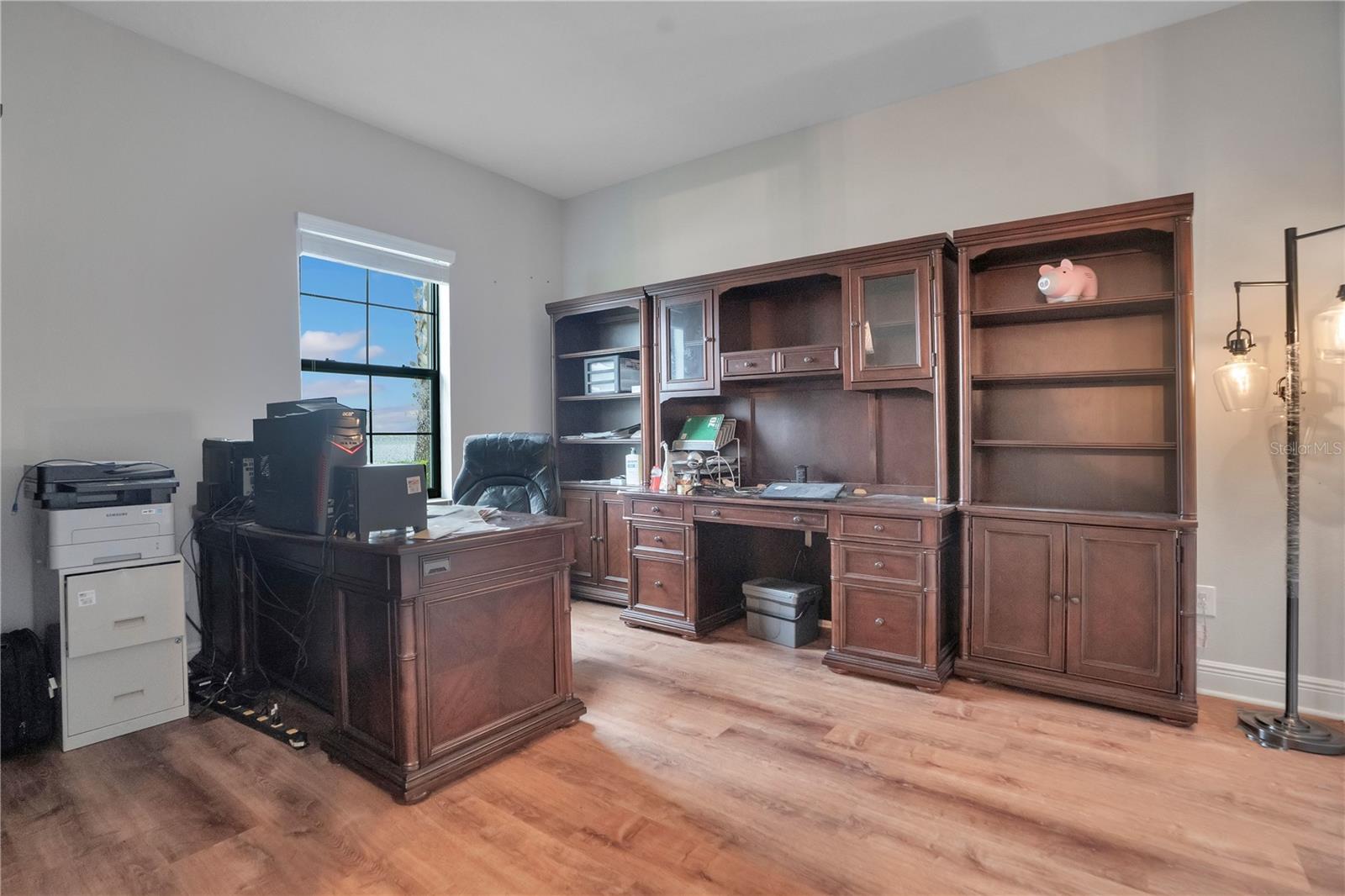 Image 33 of 57 For 21914 Butterfly Kiss Drive