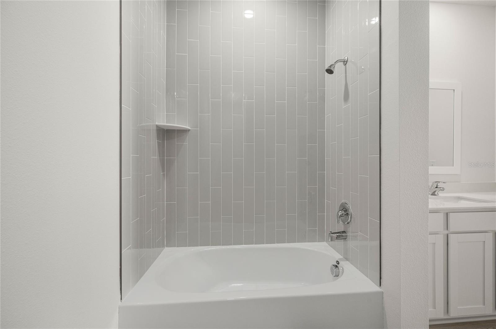 Image 22 of 24 For 13246 Tula Loop