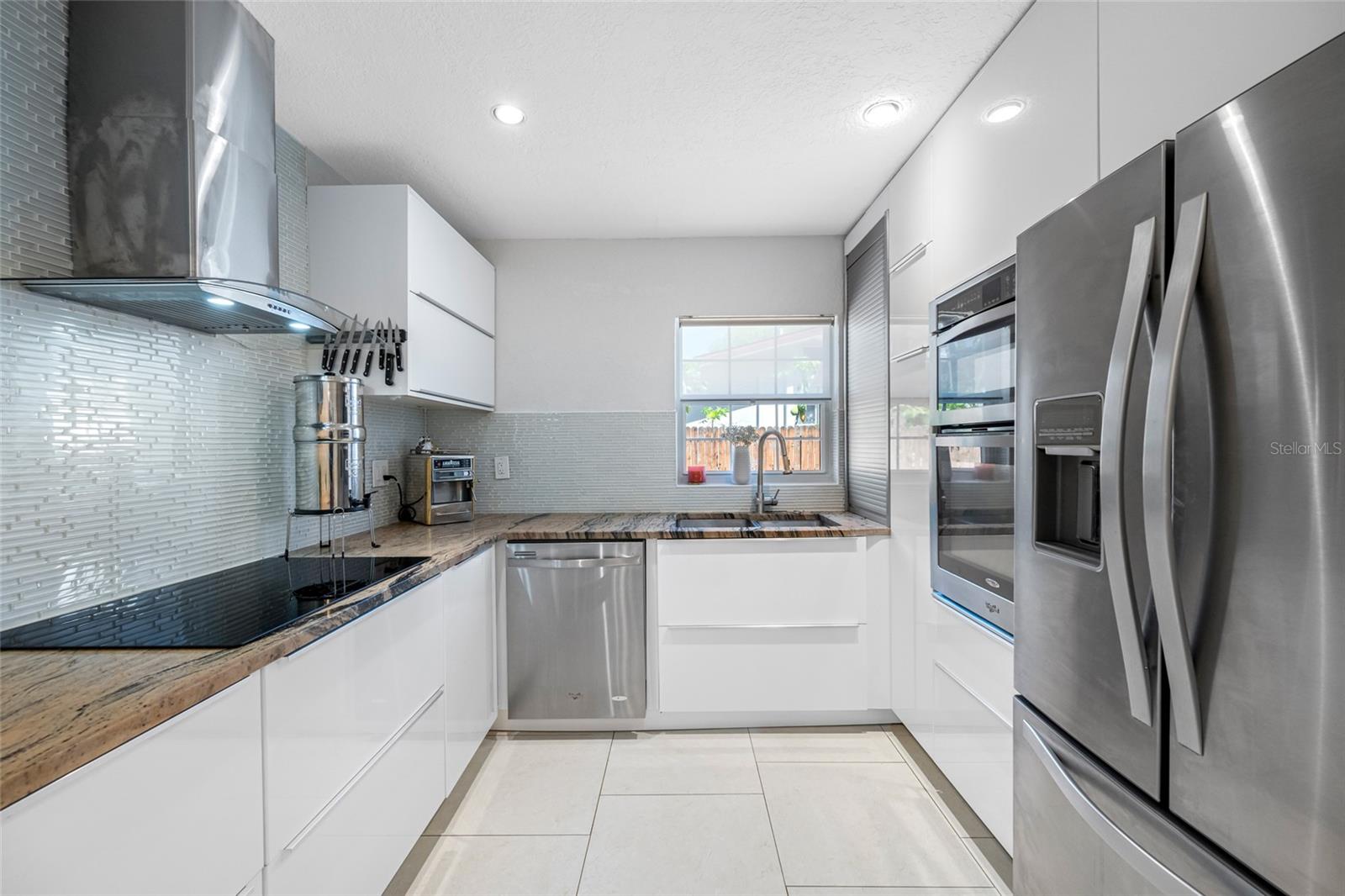 Image 22 of 67 For 2212 Coachman Road