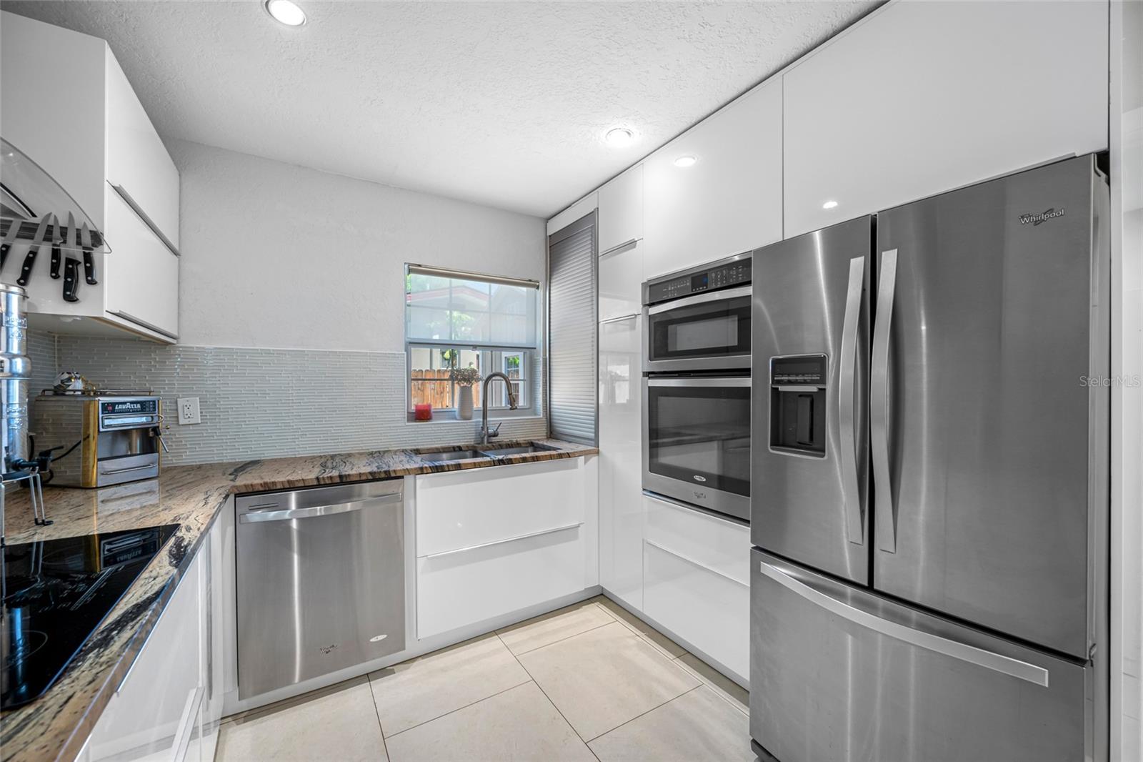 Image 23 of 67 For 2212 Coachman Road