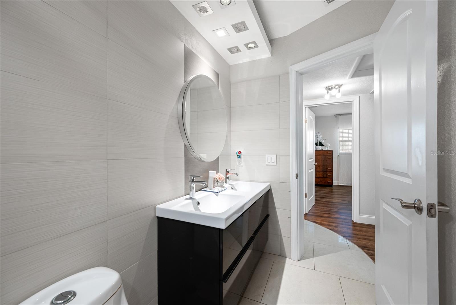 Image 46 of 67 For 2212 Coachman Road