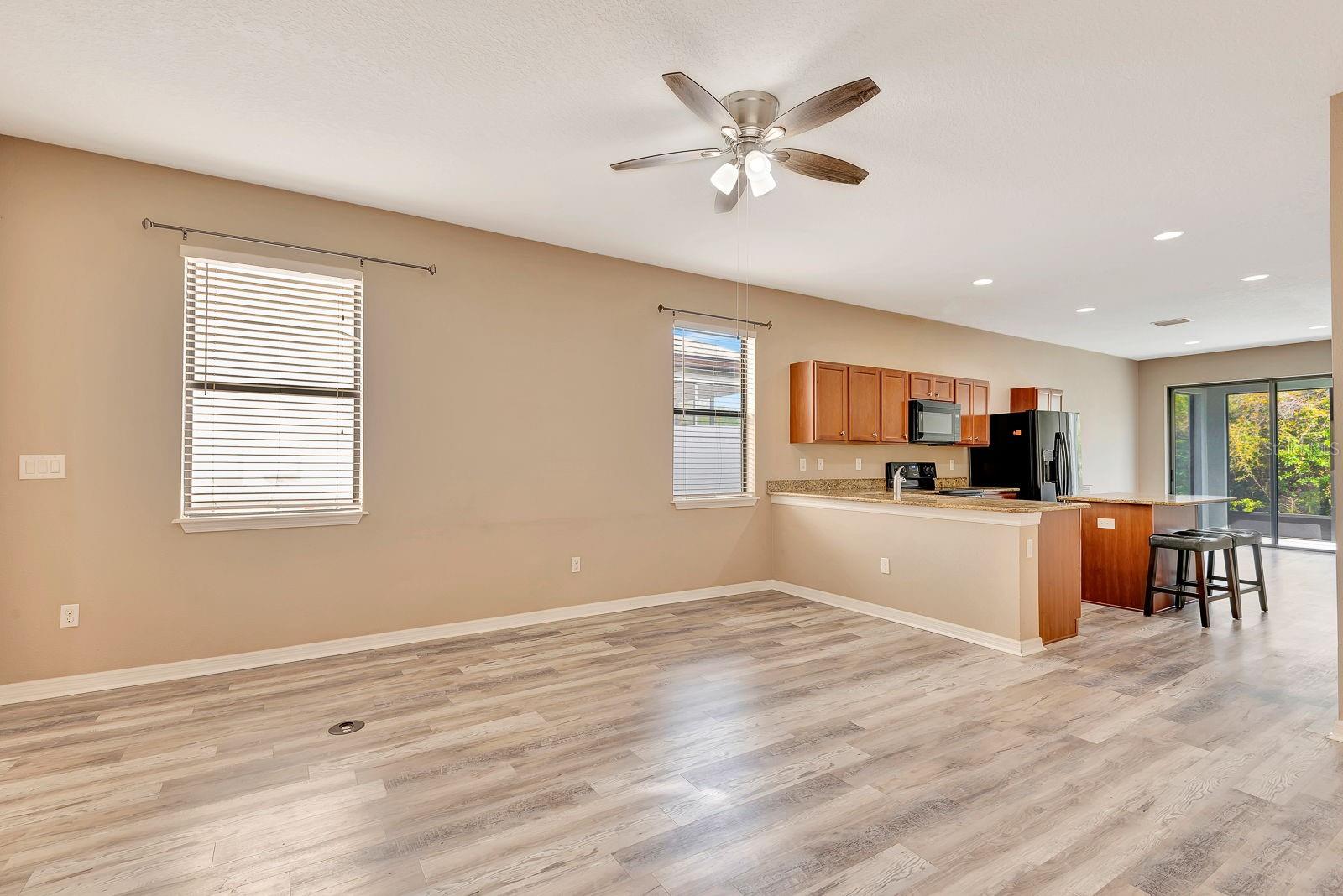 Image 11 of 76 For 9116 Mountain Camellia Lane