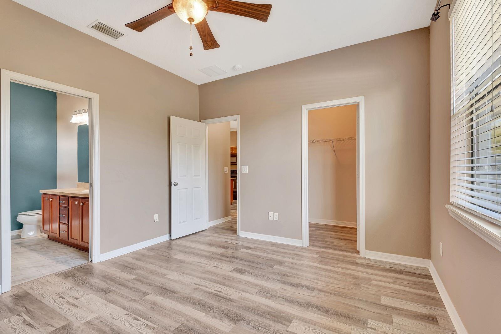 Image 35 of 76 For 9116 Mountain Camellia Lane