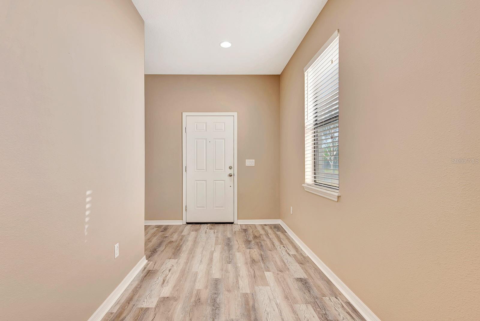 Image 7 of 76 For 9116 Mountain Camellia Lane