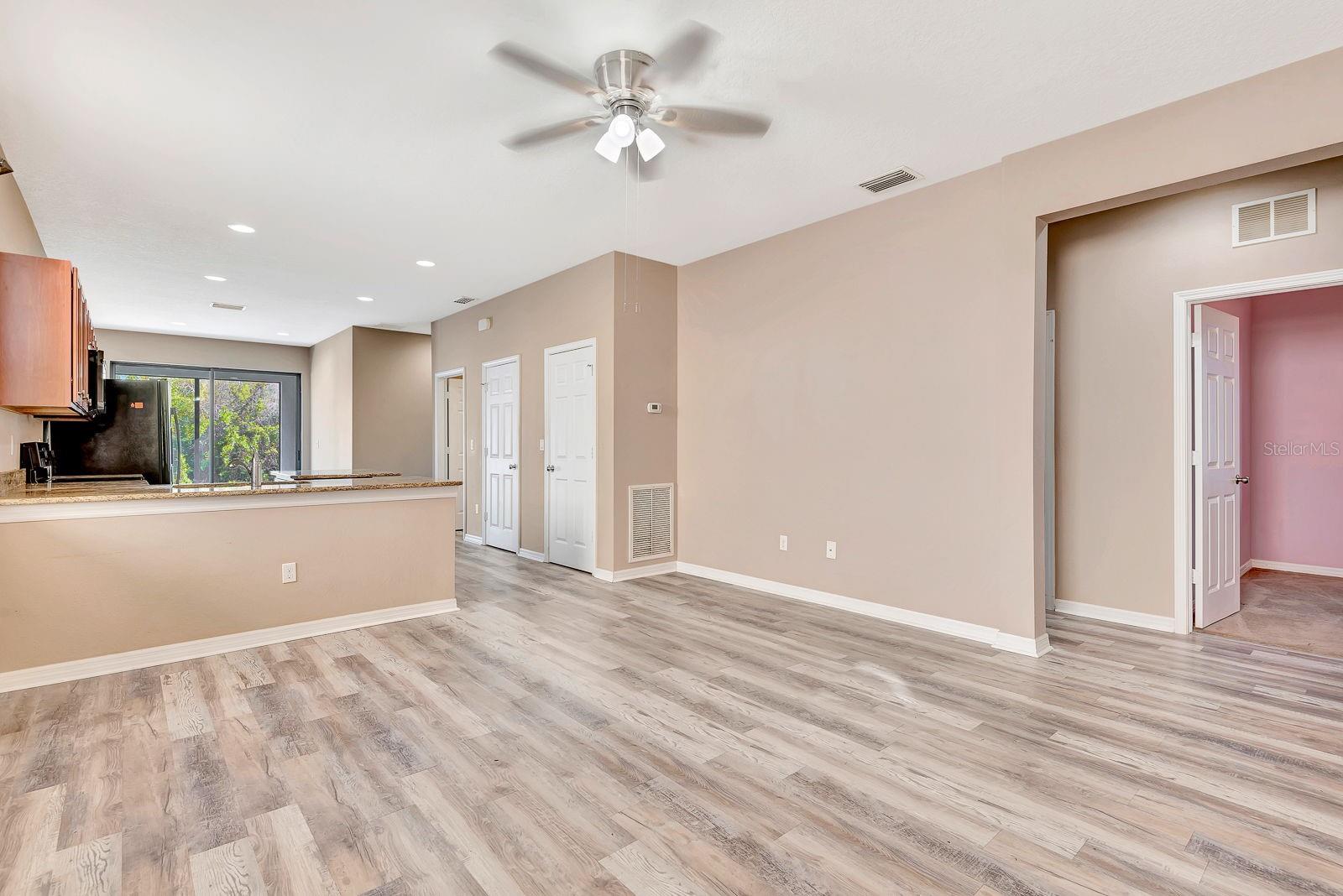 Image 9 of 76 For 9116 Mountain Camellia Lane