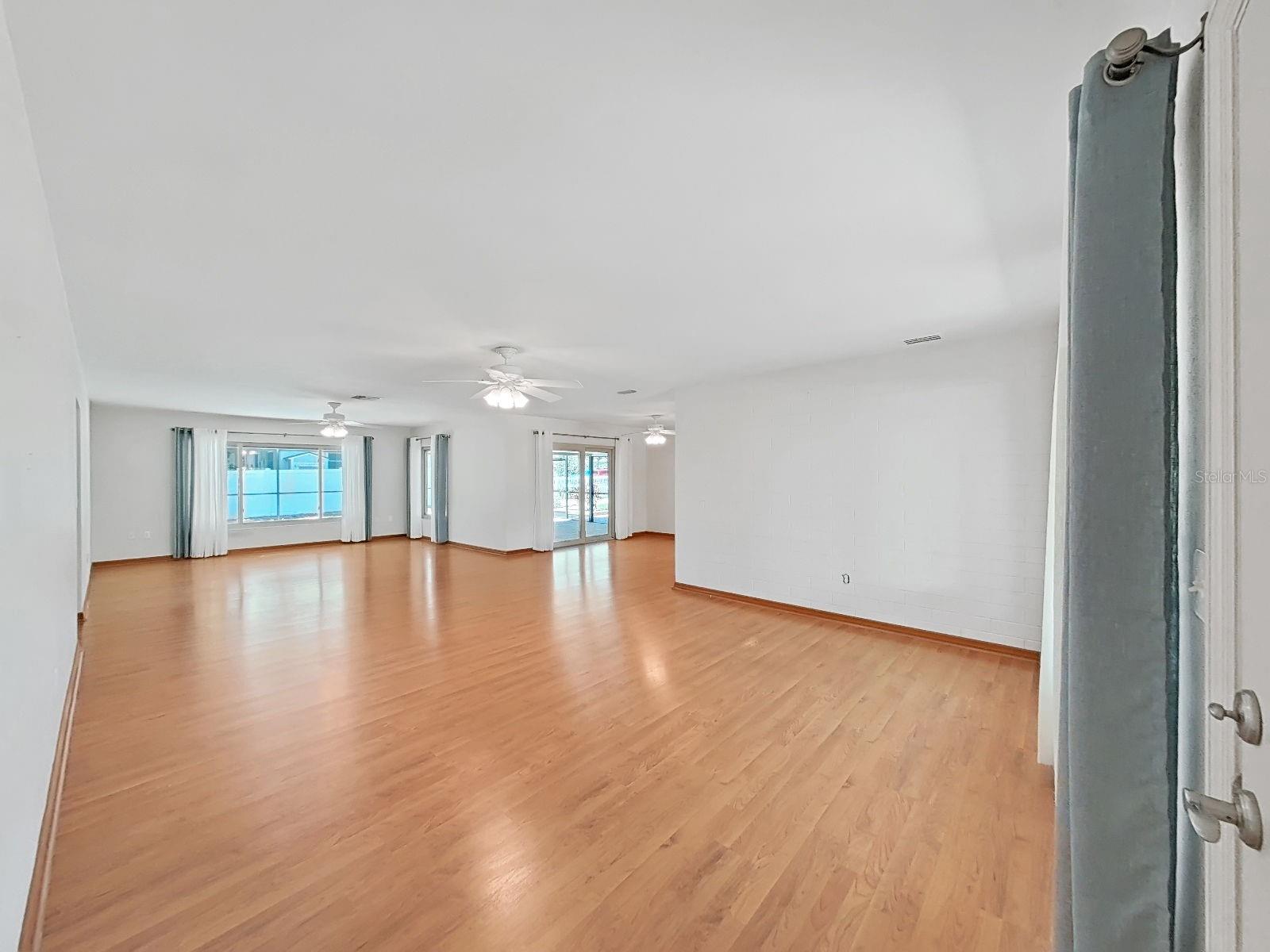 Image 10 of 43 For 1100 Canterbury Road