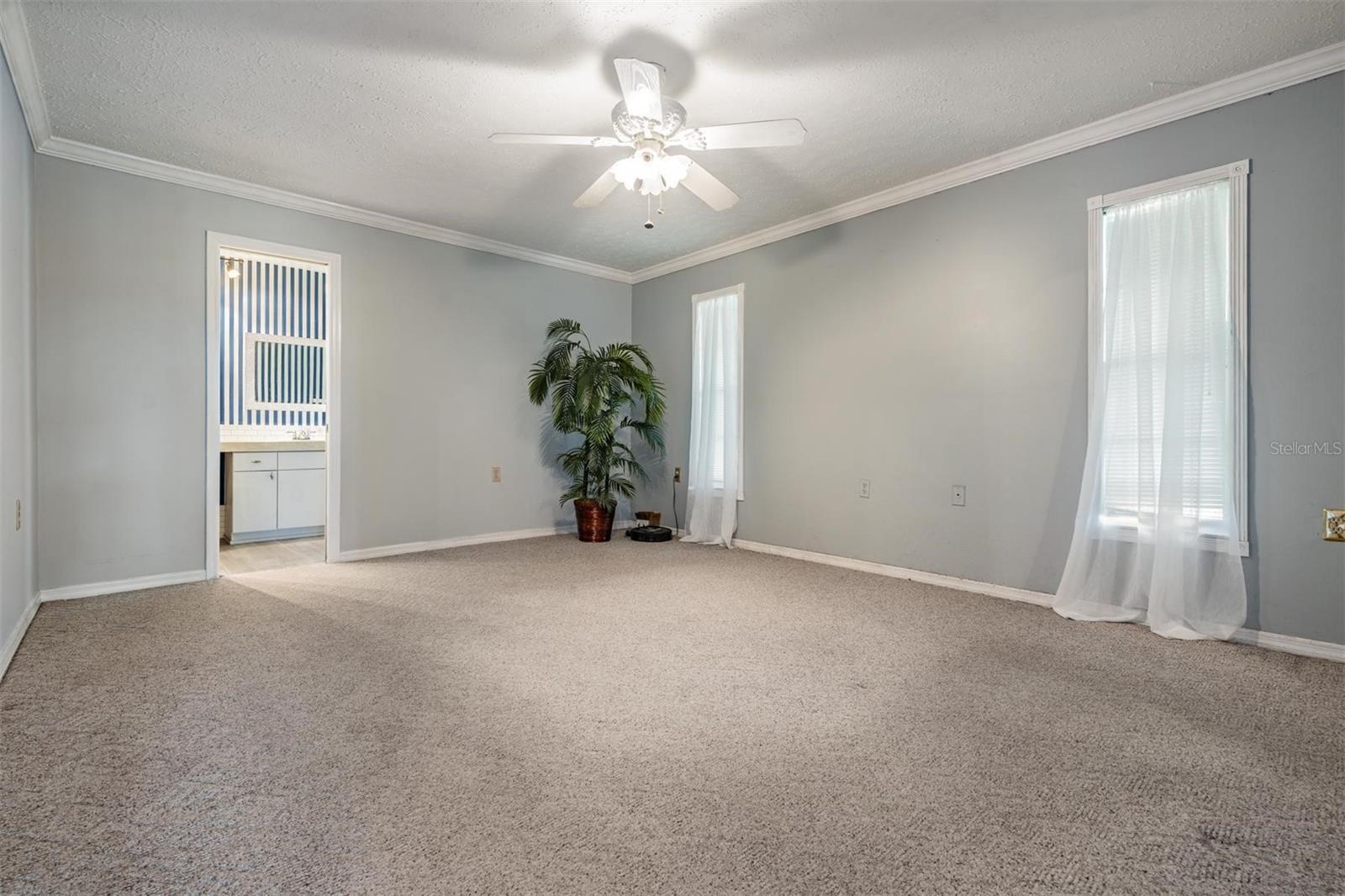 Image 13 of 32 For 7450 Lake Forest Circle