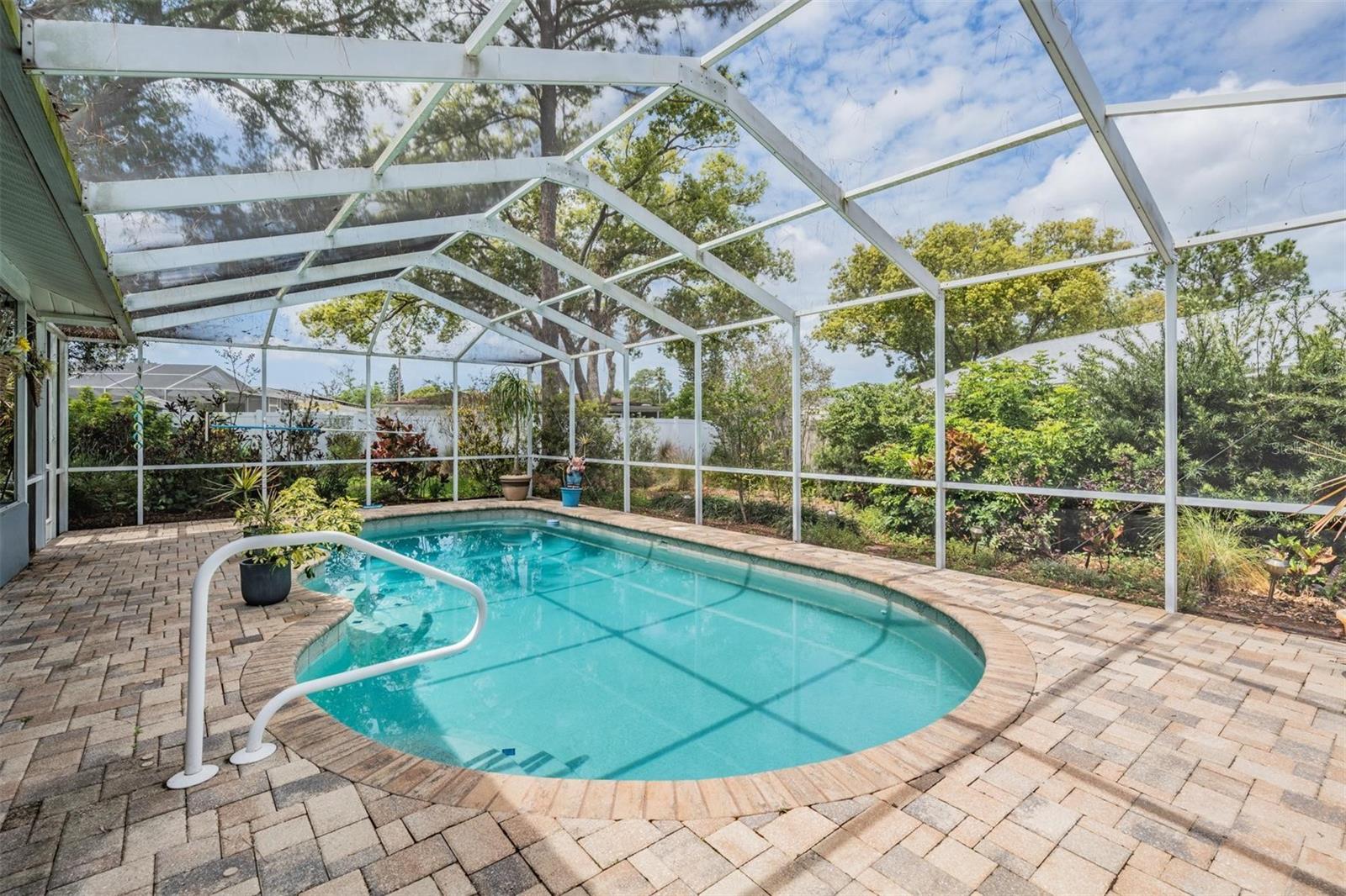 Image 23 of 32 For 7450 Lake Forest Circle