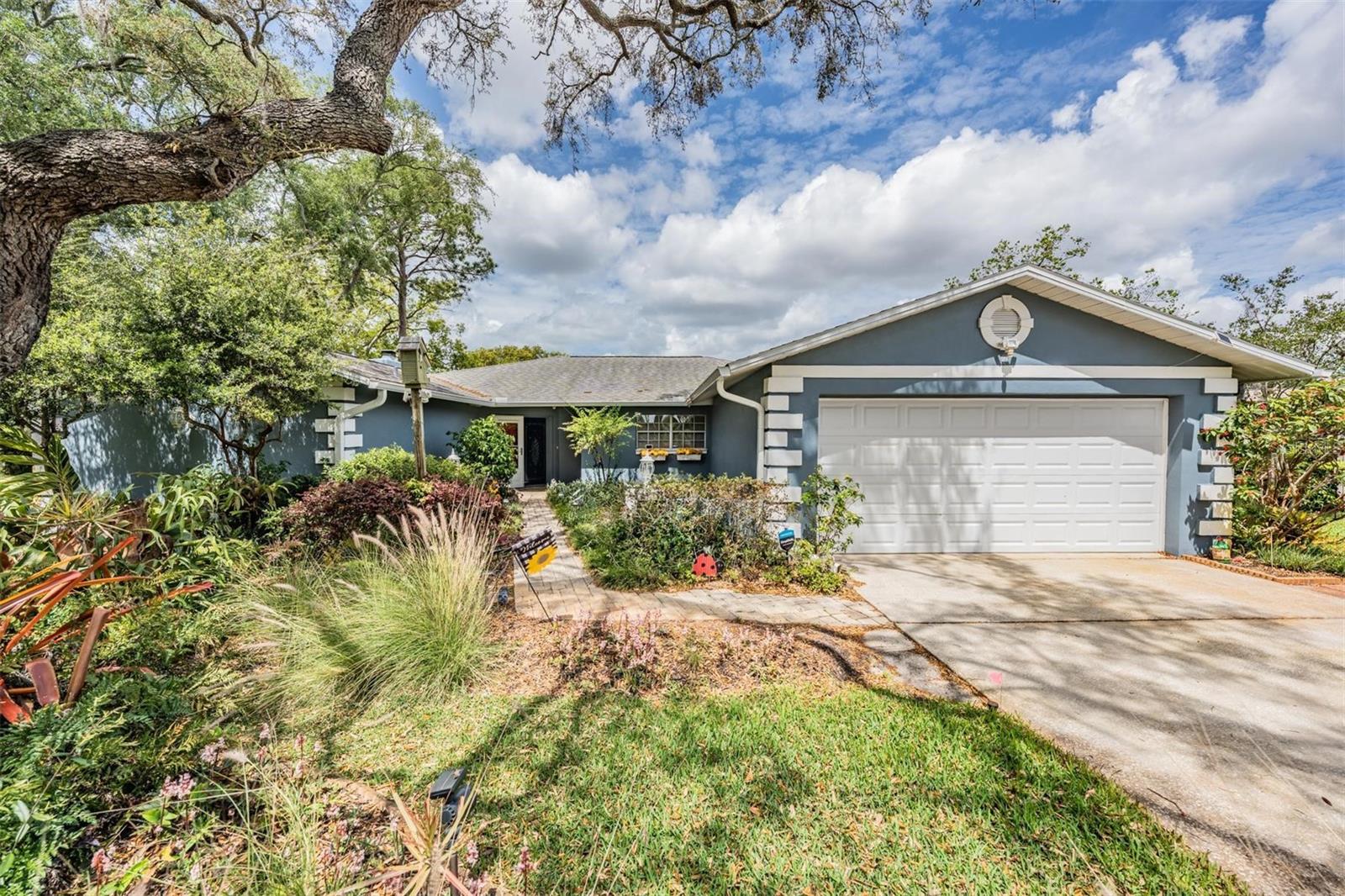 Image 31 of 32 For 7450 Lake Forest Circle