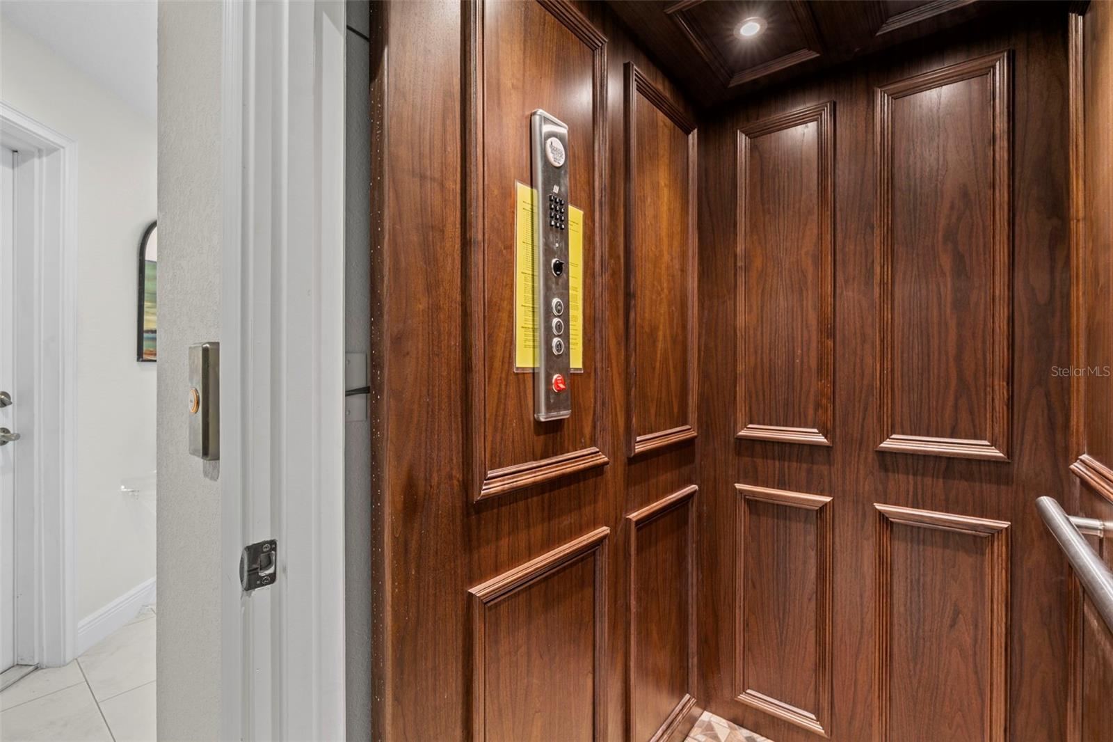 Image 18 of 47 For 771 Date Palm Lane