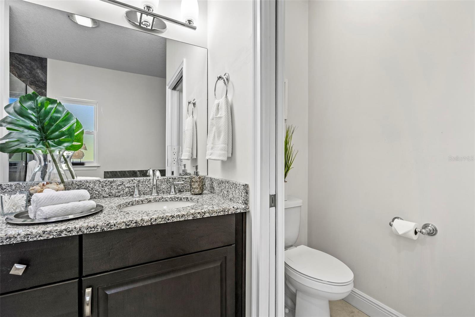 Image 25 of 47 For 771 Date Palm Lane