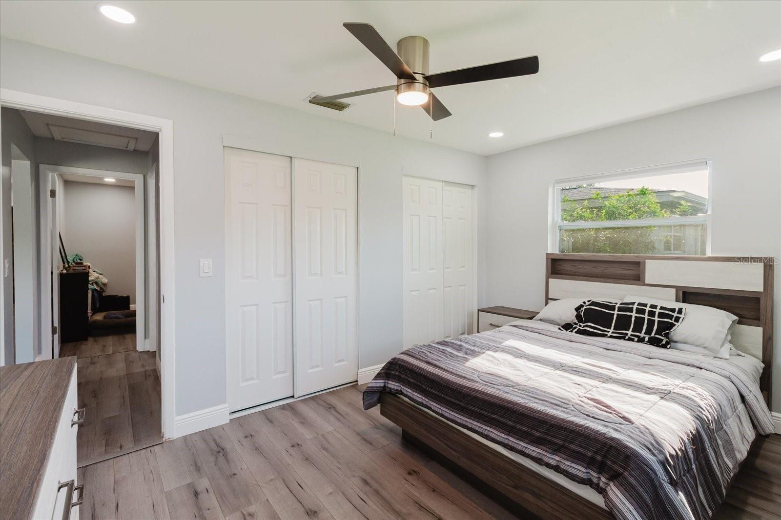 Image 18 of 37 For 1811 Forest Drive