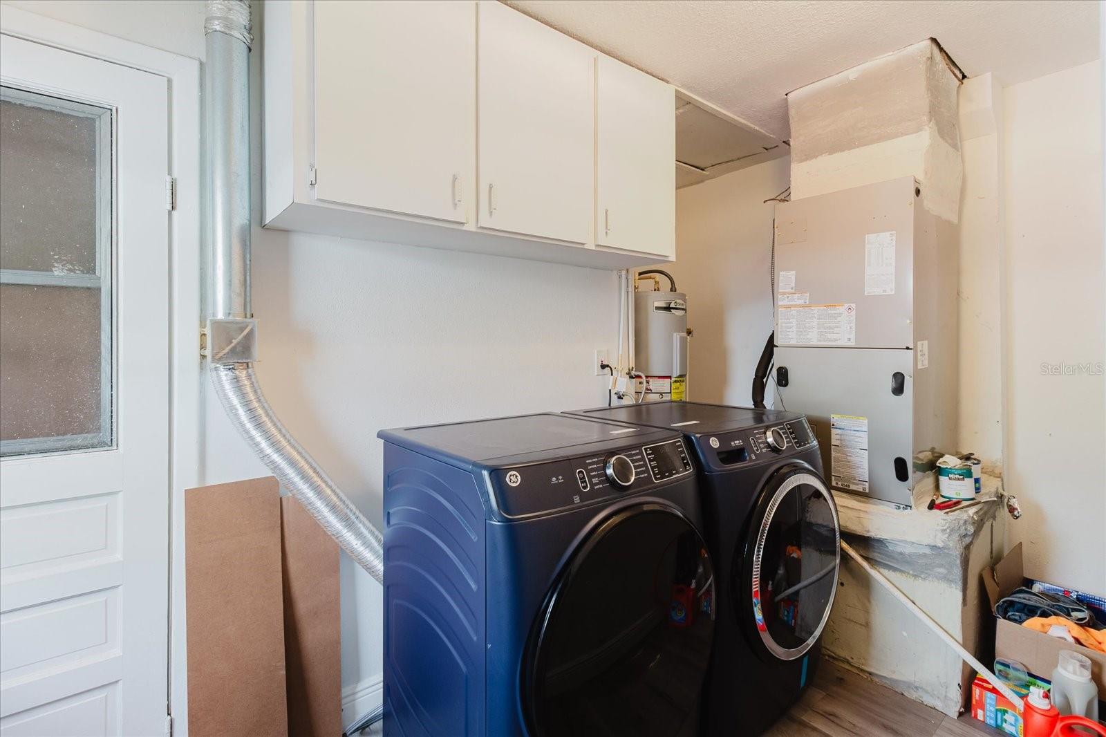 Image 23 of 37 For 1811 Forest Drive