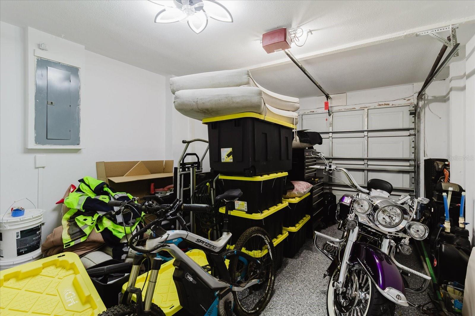 Image 24 of 37 For 1811 Forest Drive