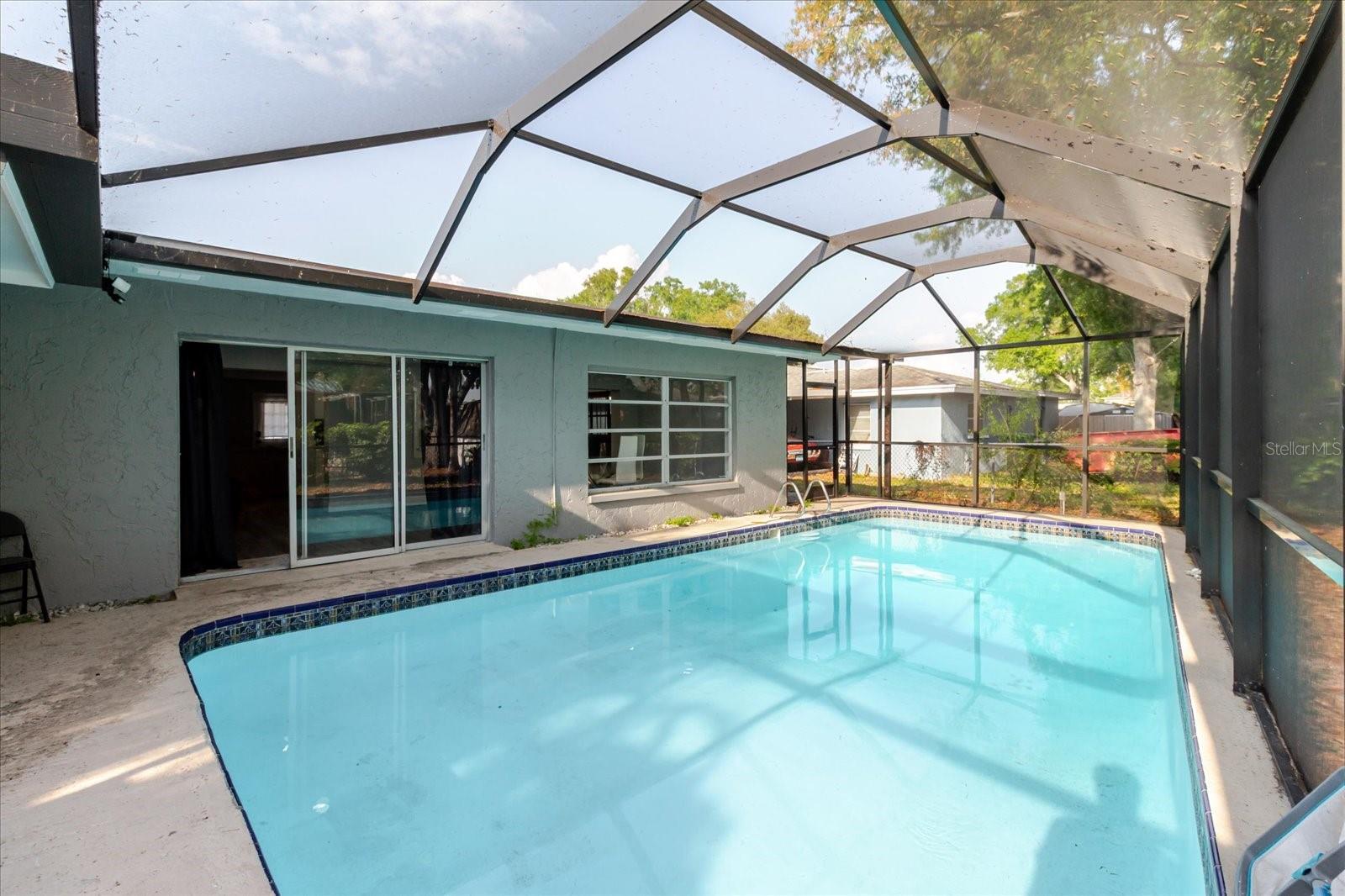 Image 28 of 37 For 1811 Forest Drive