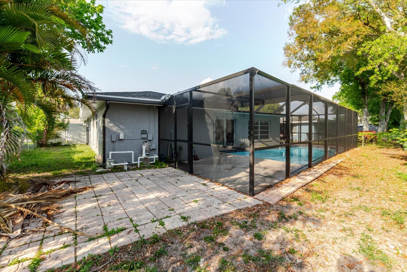 Image 29 of 37 For 1811 Forest Drive