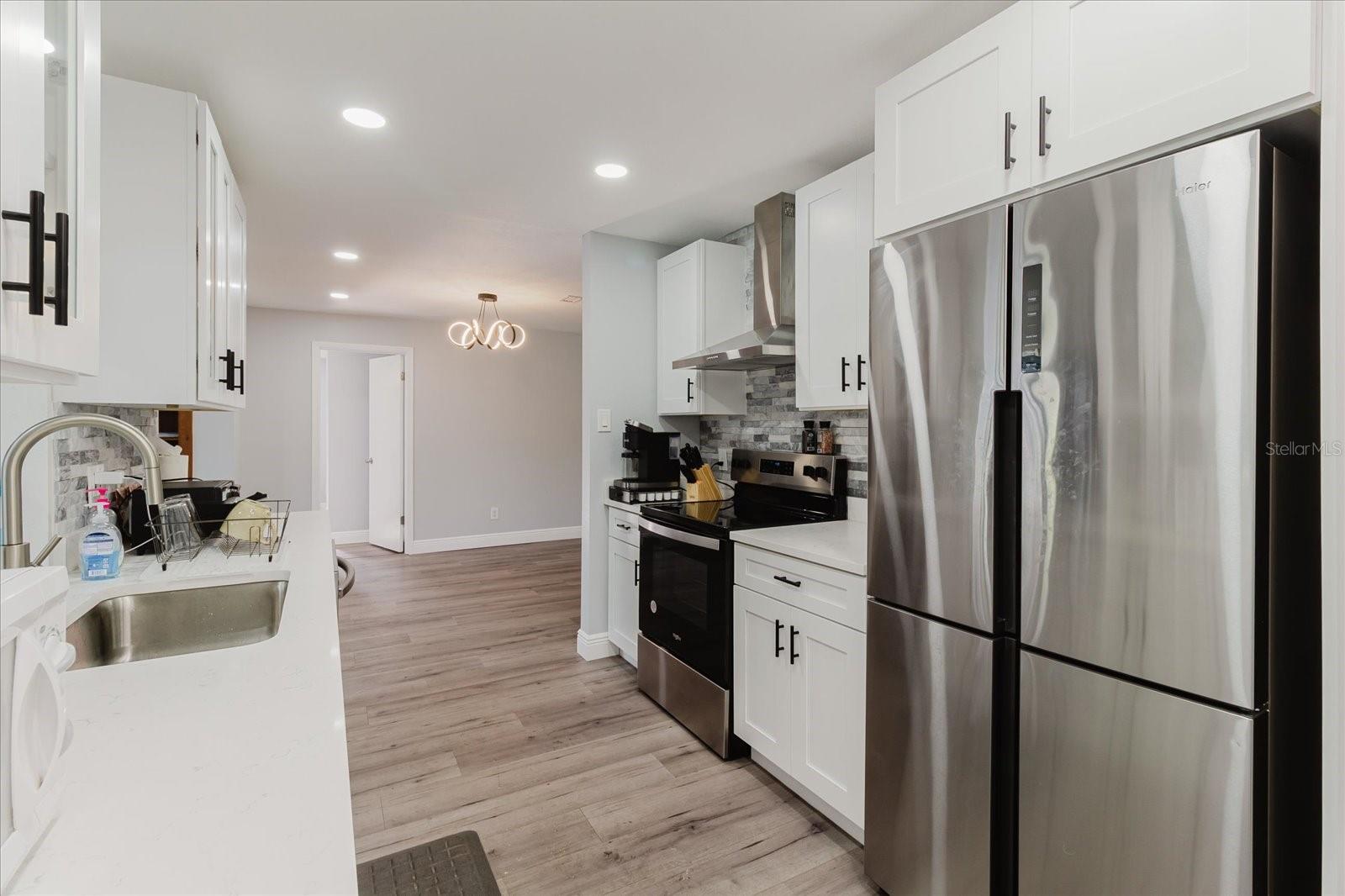 Image 7 of 37 For 1811 Forest Drive