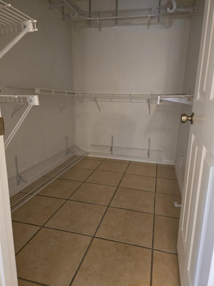 Image 14 of 22 For 38349 Cottonwood Place 1