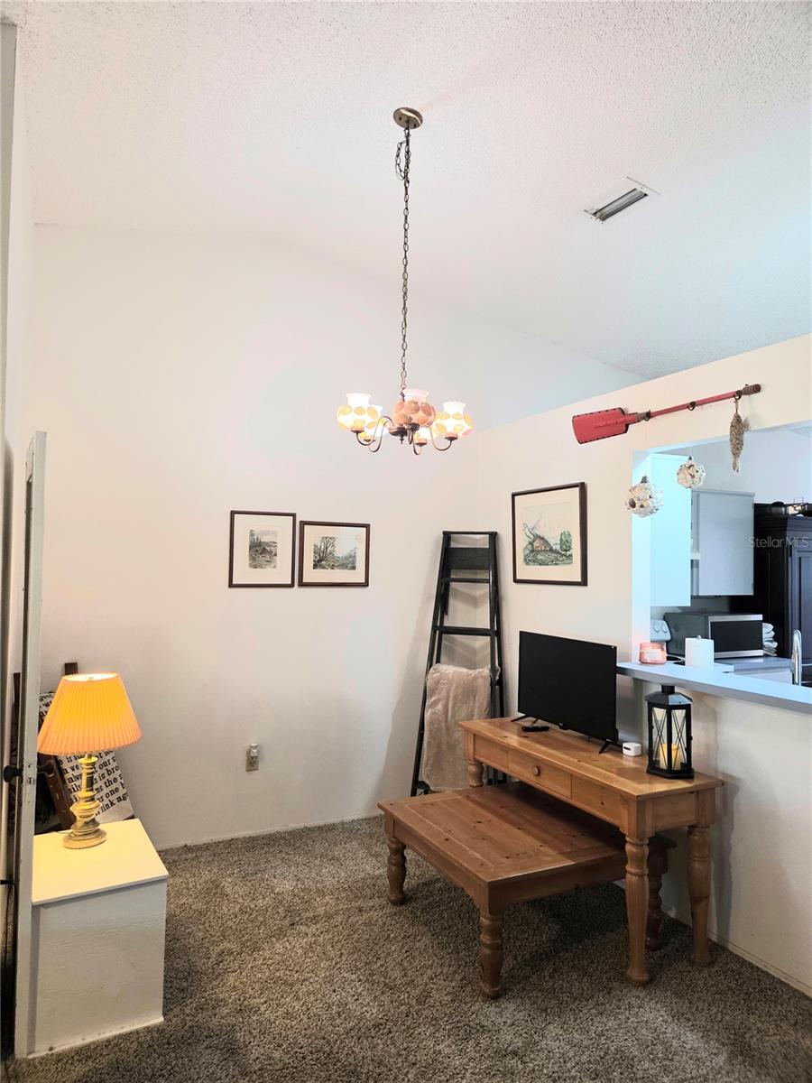 Image 13 of 41 For 3121 Beecher Drive E D