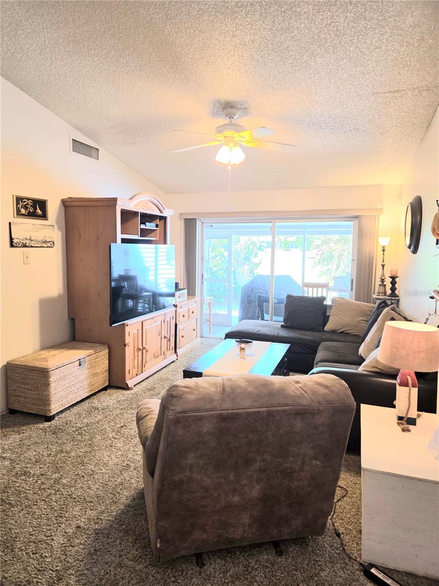 Image 15 of 41 For 3121 Beecher Drive E D