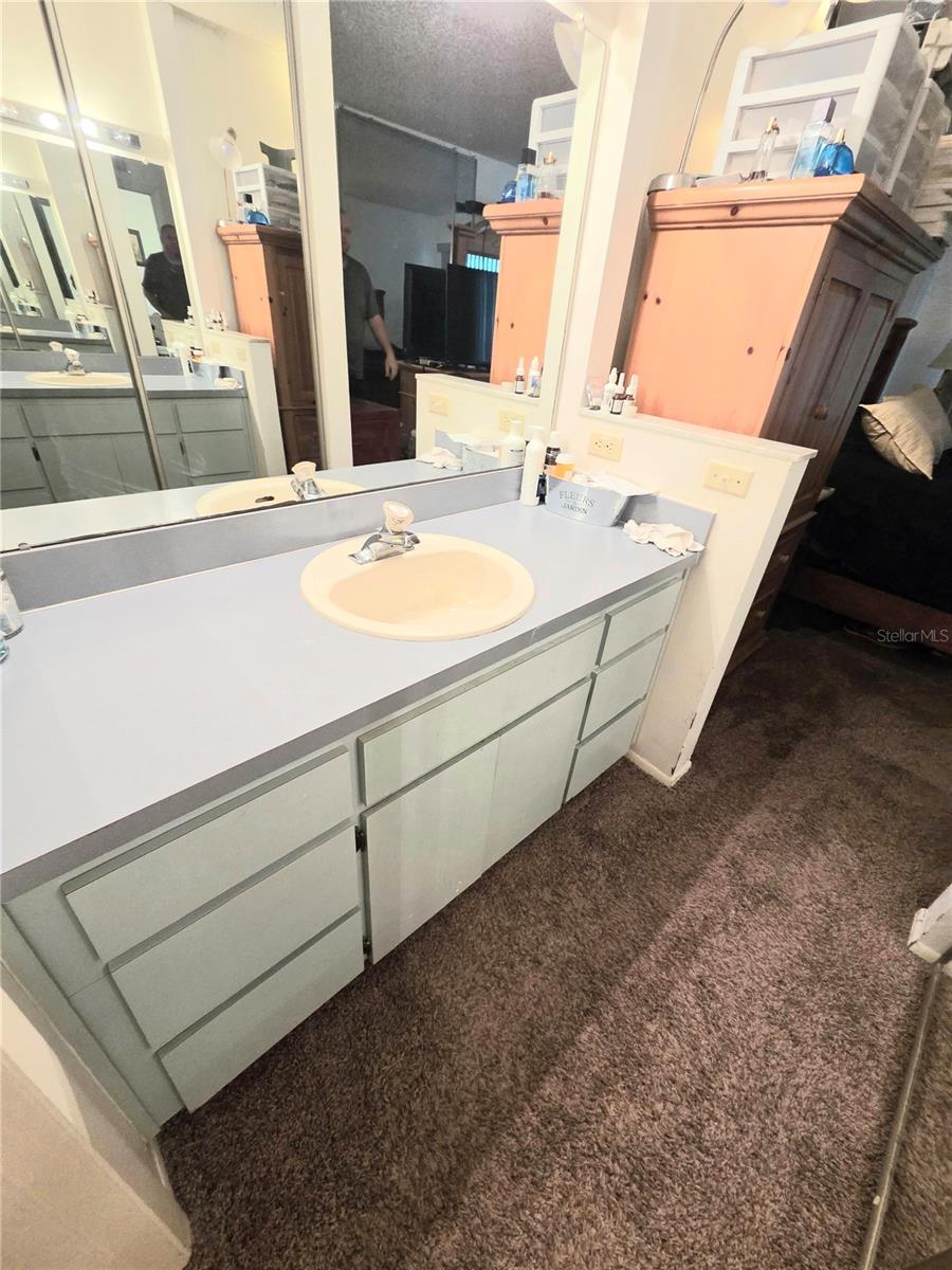 Image 24 of 41 For 3121 Beecher Drive E D